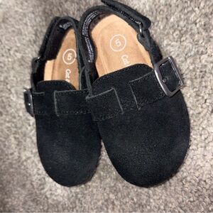 Berlin clogs from Cat & Jack